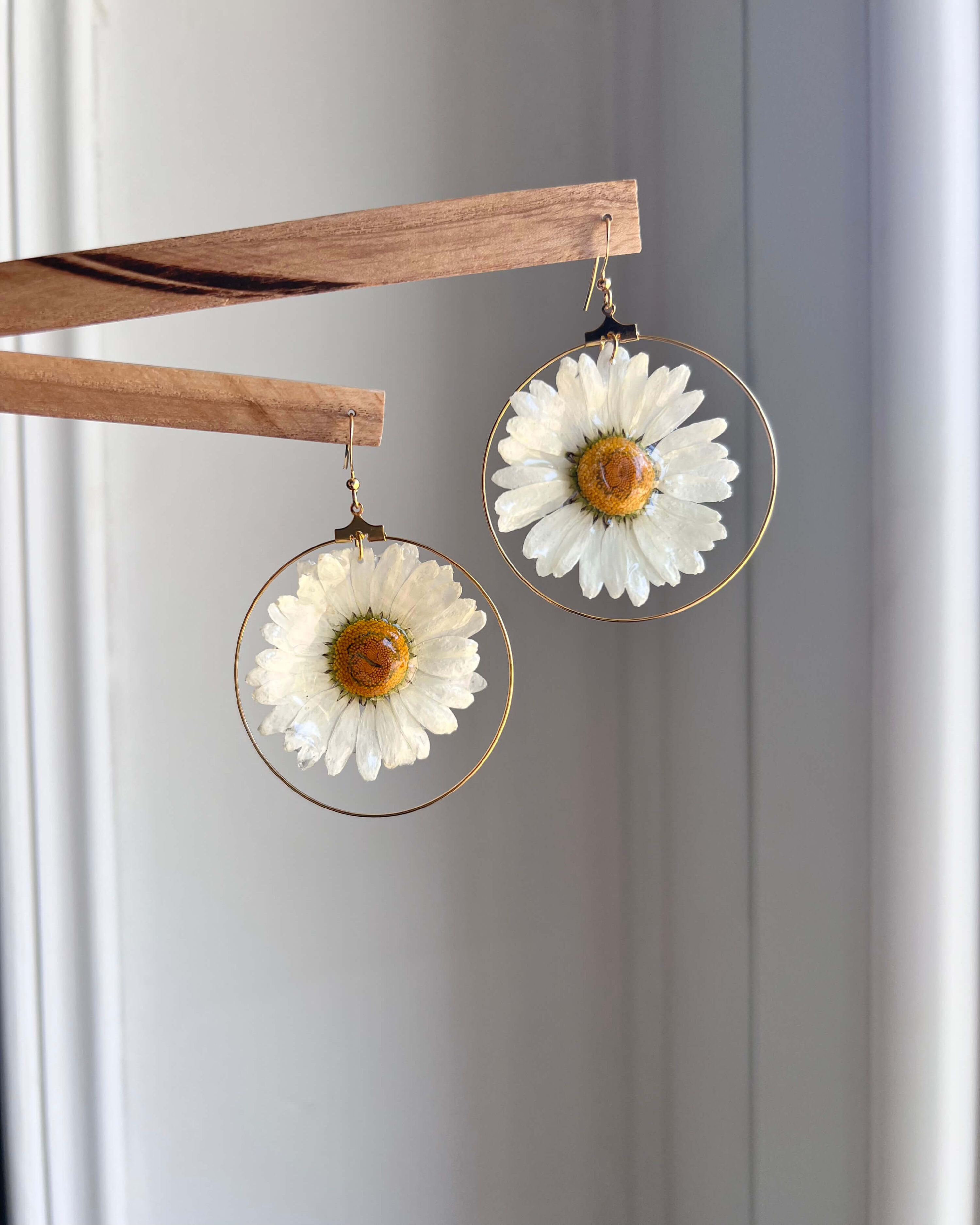 Boucles d'oreilles Marguerite (Or ou Argent)