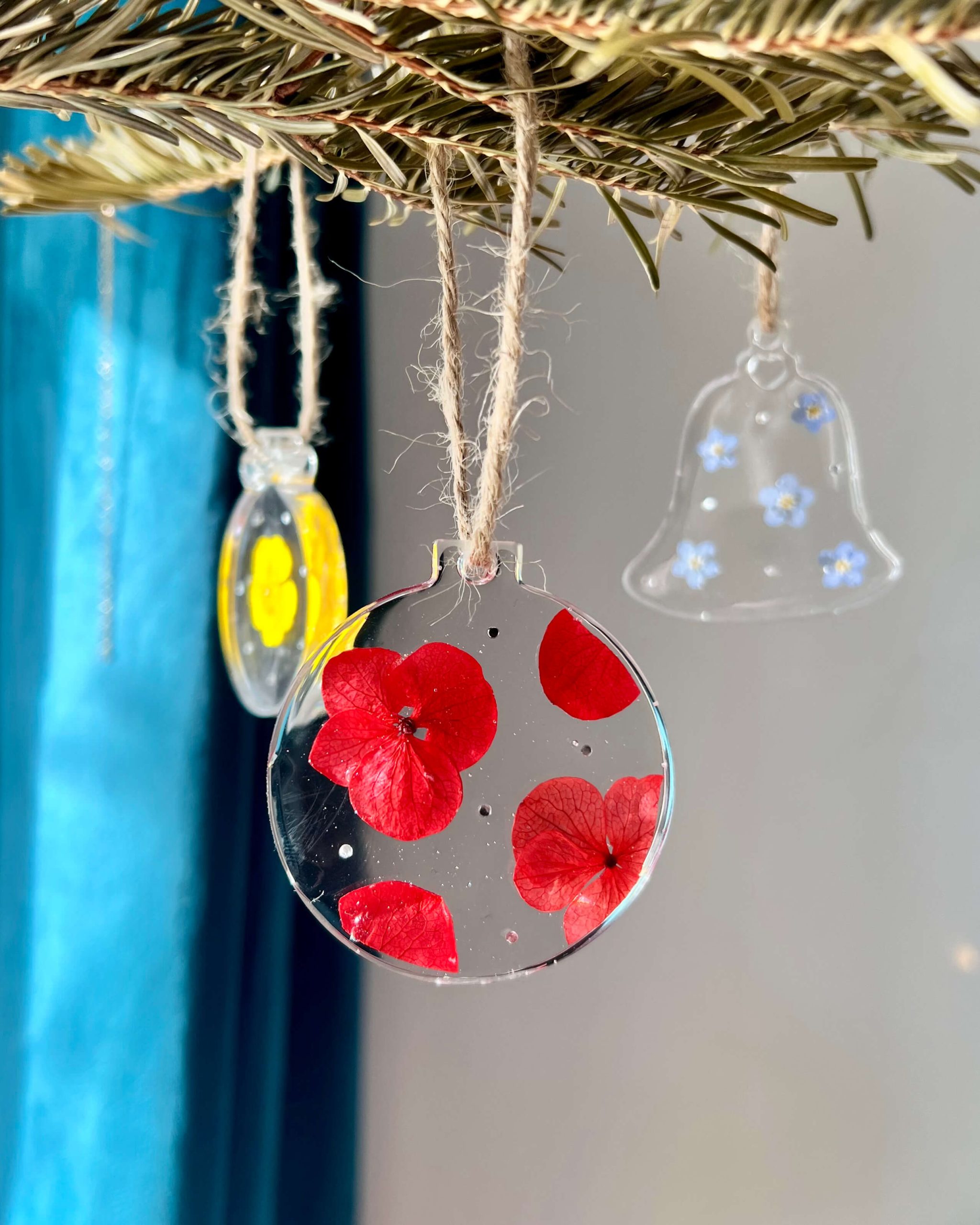 Boules de Noël fleuries – Image 2